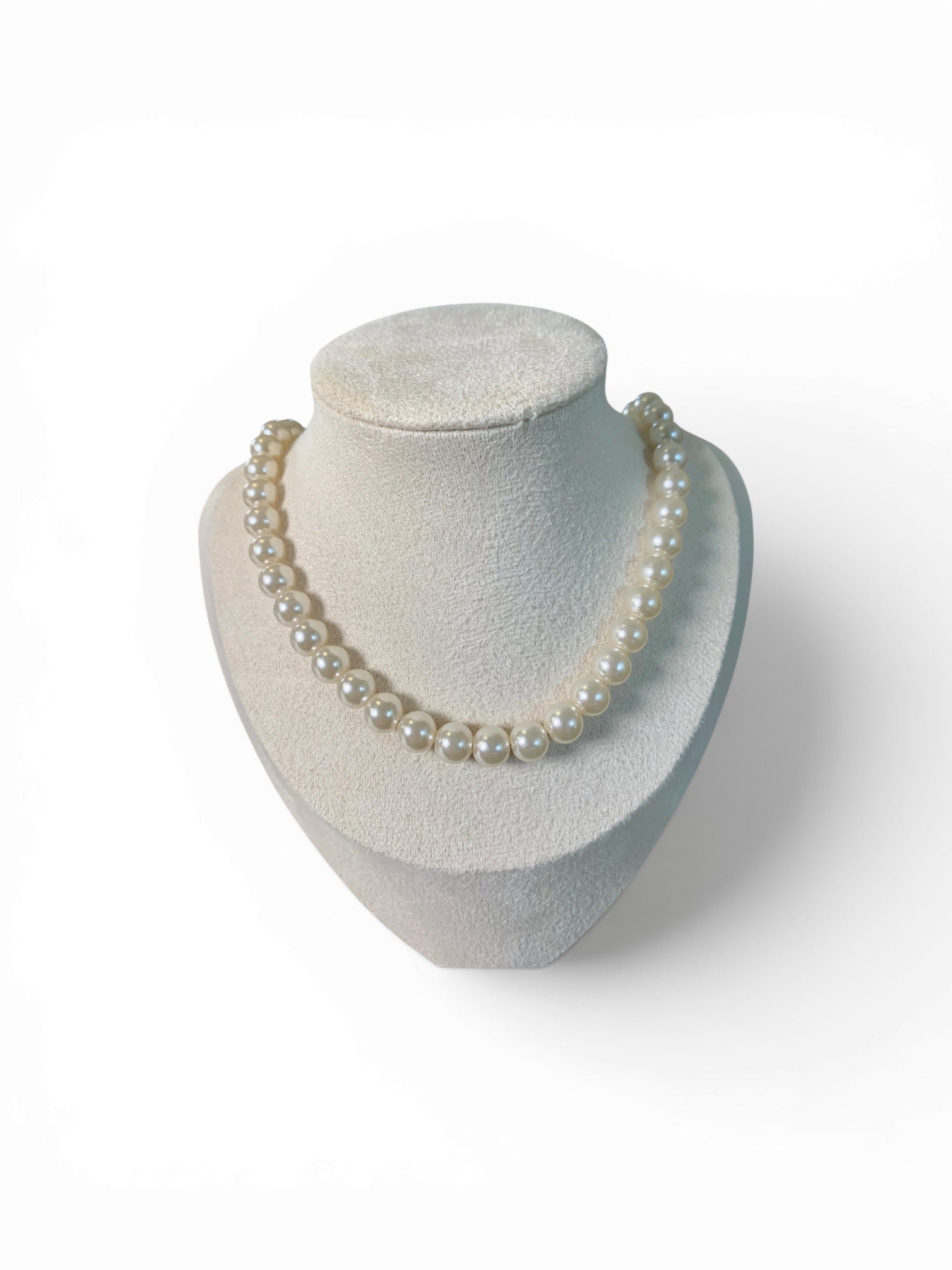 Diana Pearls Necklace