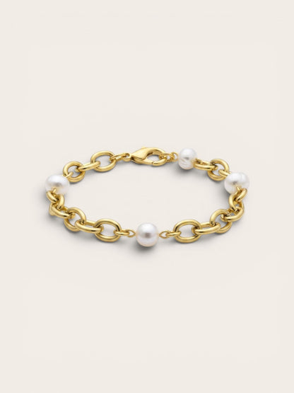 Gold pearl bracelet