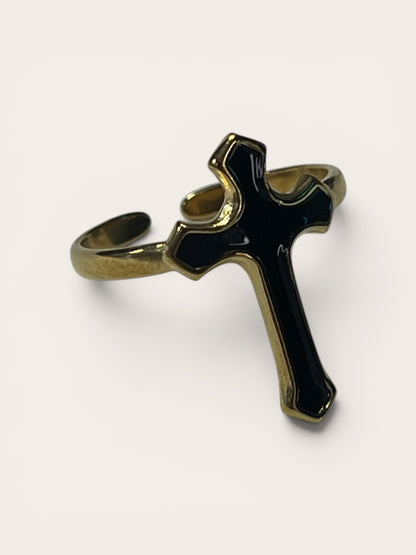 Cross Noir Ring